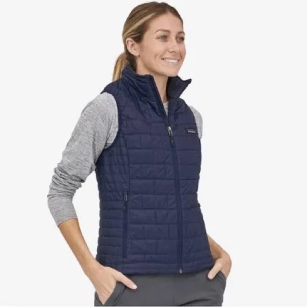 Patagonia Women's Nano Puff Vest Navy Size Medium